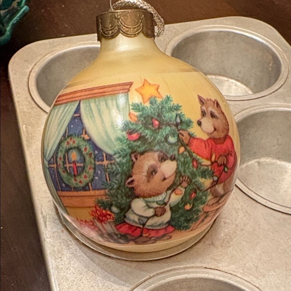 1990 Hallmark Ornament "Our First Christmas Together" QX2136